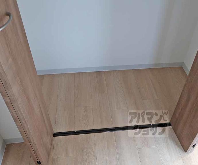 【ゼフィランサス西大路】間取