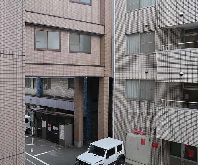 【ゼフィランサス西大路】間取