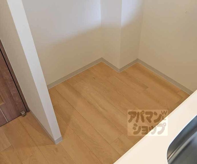 【ゼフィランサス西大路】間取