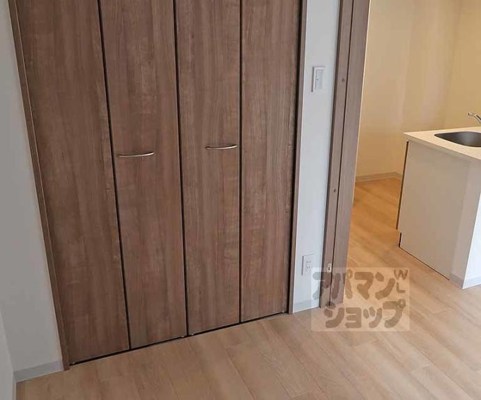 【ゼフィランサス西大路】間取