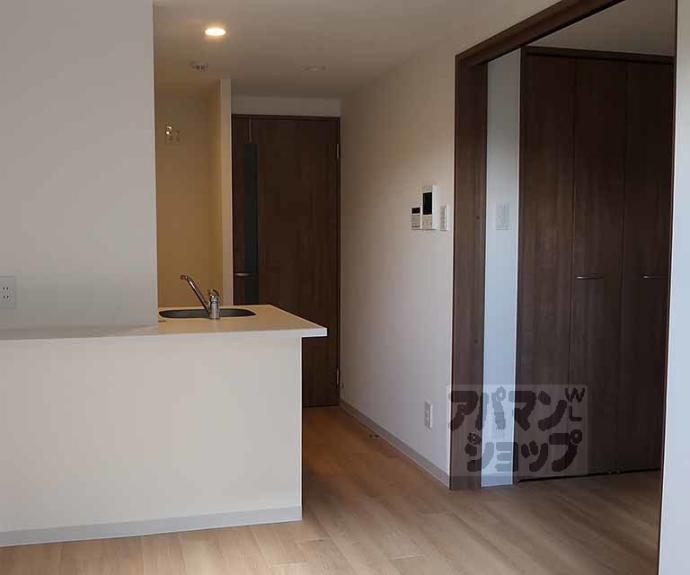 【ゼフィランサス西大路】間取