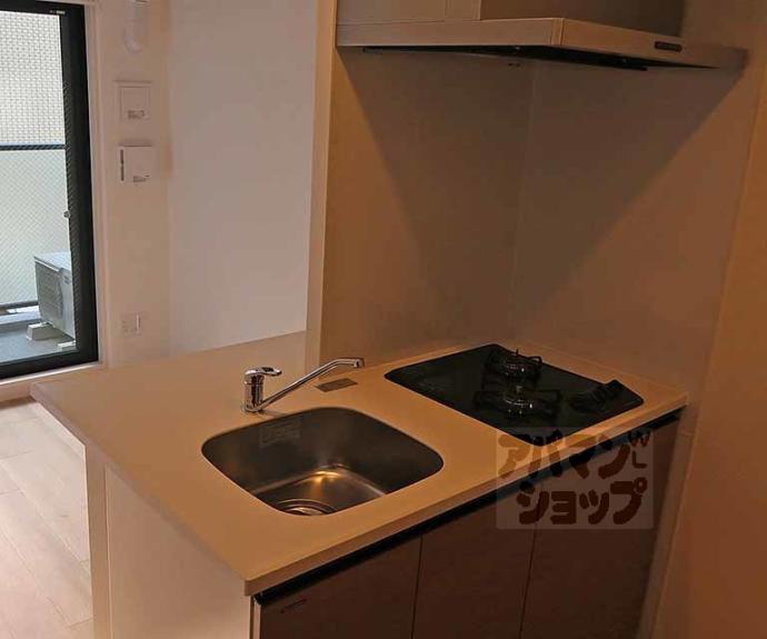 【ゼフィランサス西大路】間取