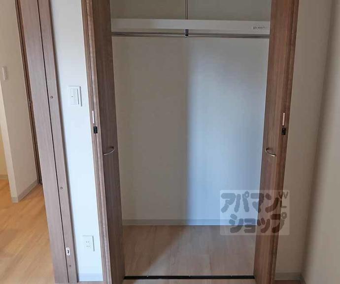 【ゼフィランサス西大路】間取