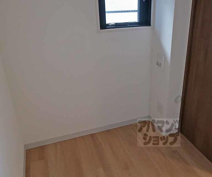 【ゼフィランサス西大路】間取