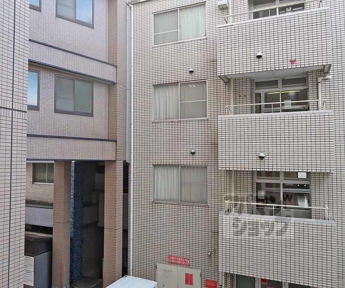 【ゼフィランサス西大路】間取