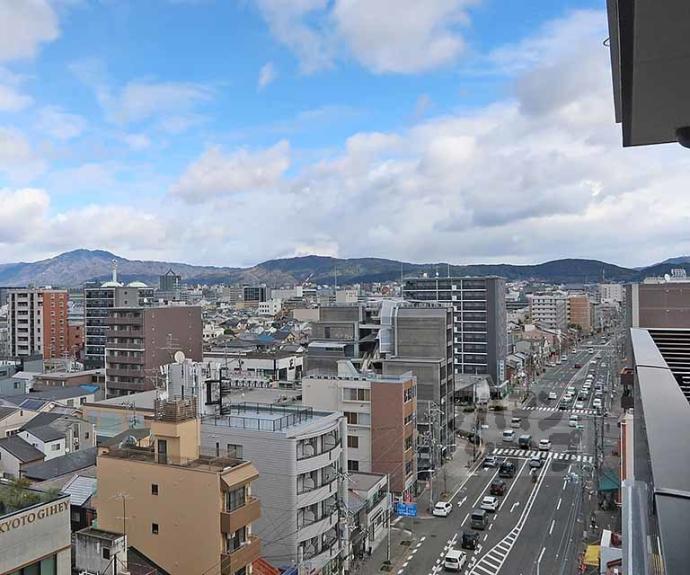 【ゼフィランサス西大路】間取