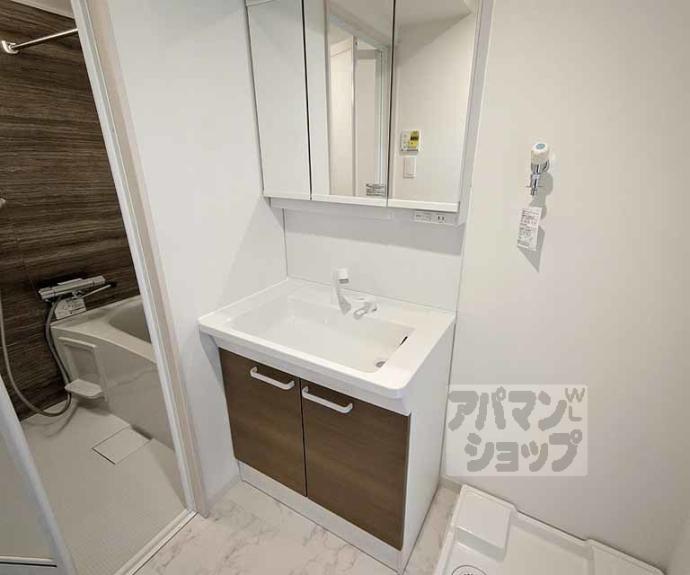 【ＧＲＯＯＶＥ西院清水町】間取