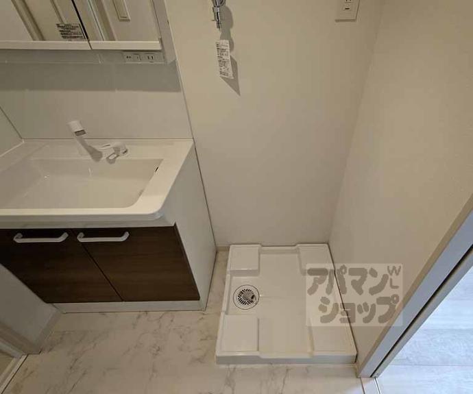 【ＧＲＯＯＶＥ西院清水町】間取