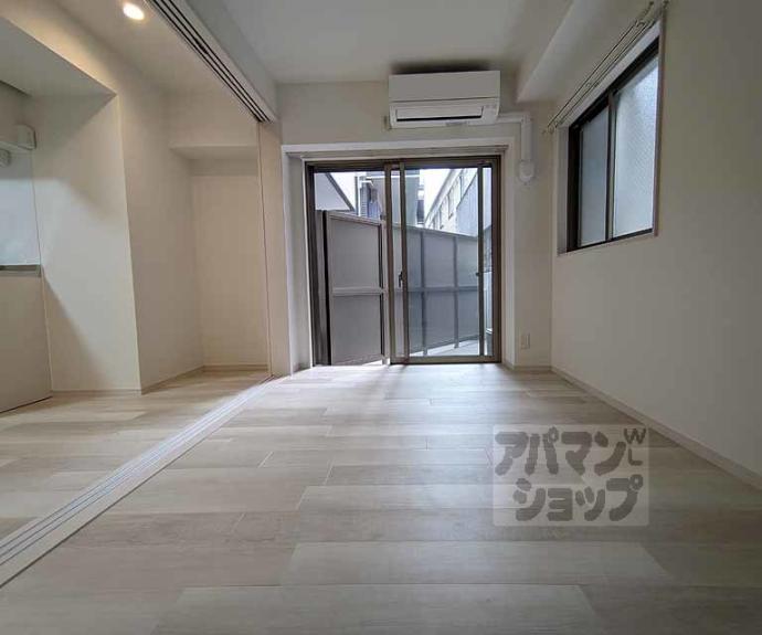 【ＧＲＯＯＶＥ西院清水町】間取