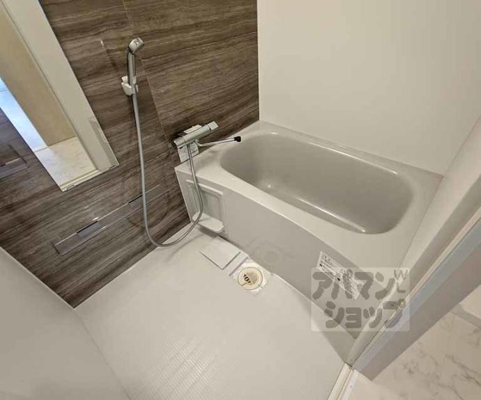 【ＧＲＯＯＶＥ西院清水町】間取