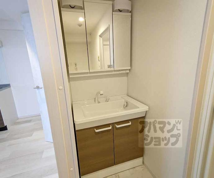 【ＧＲＯＯＶＥ西院清水町】間取