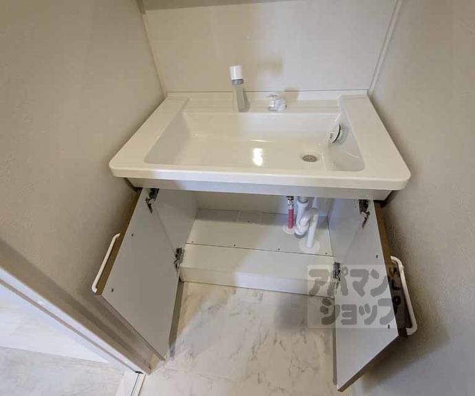 【ＧＲＯＯＶＥ西院清水町】間取