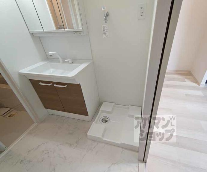 【ＧＲＯＯＶＥ西院清水町】間取