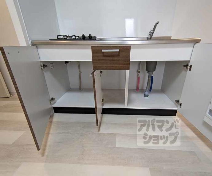 【ＧＲＯＯＶＥ西院清水町】間取