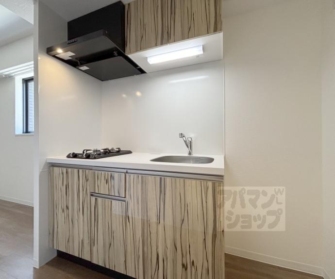 【ＬＷ京都桜邸】間取