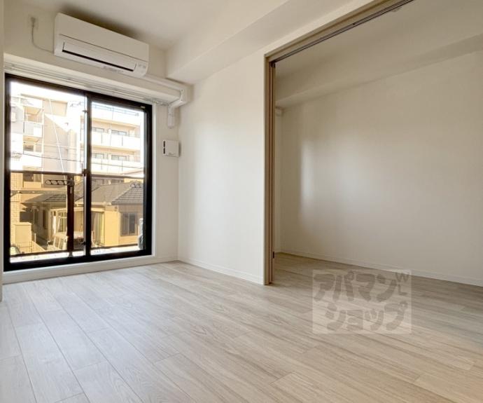 【ＬＷ京都桜邸】間取