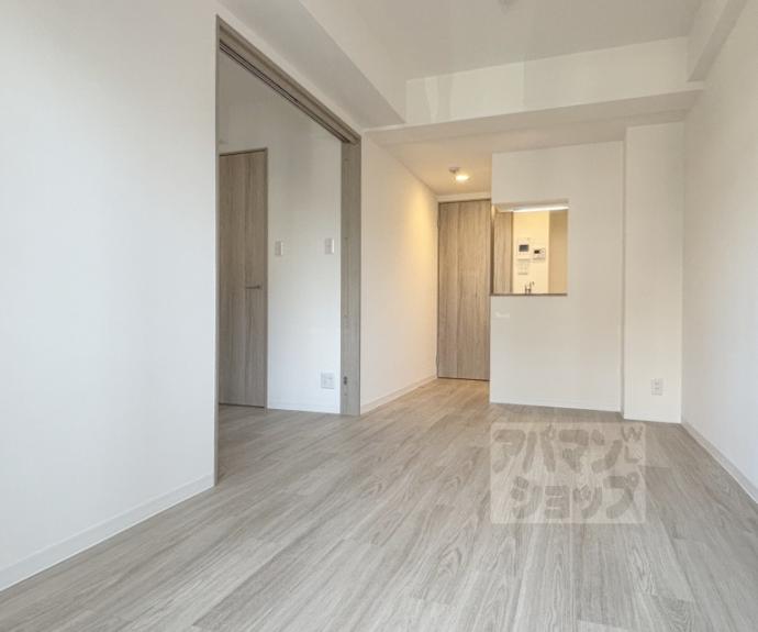 【ＬＷ京都桜邸】間取