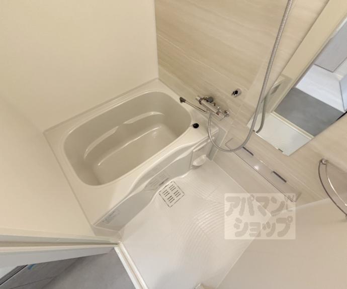 【ＬＷ京都桜邸】間取