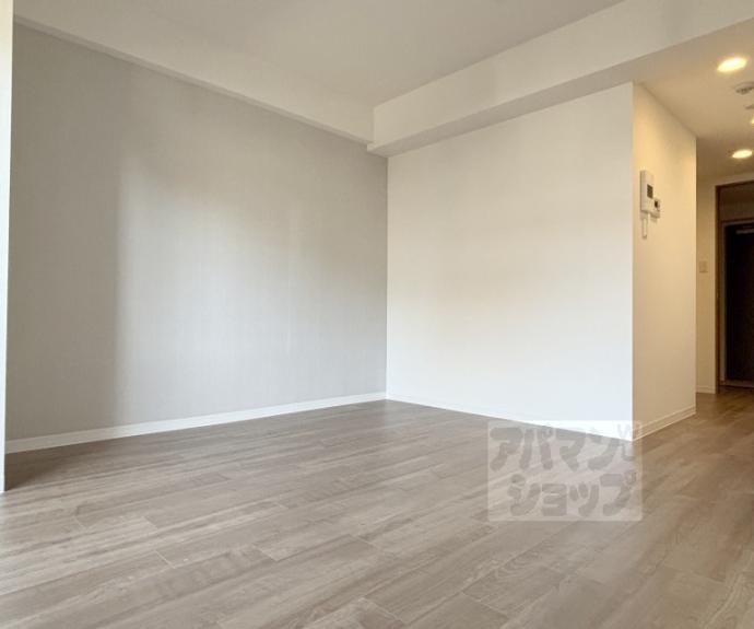 【ＬＷ京都桜邸】間取