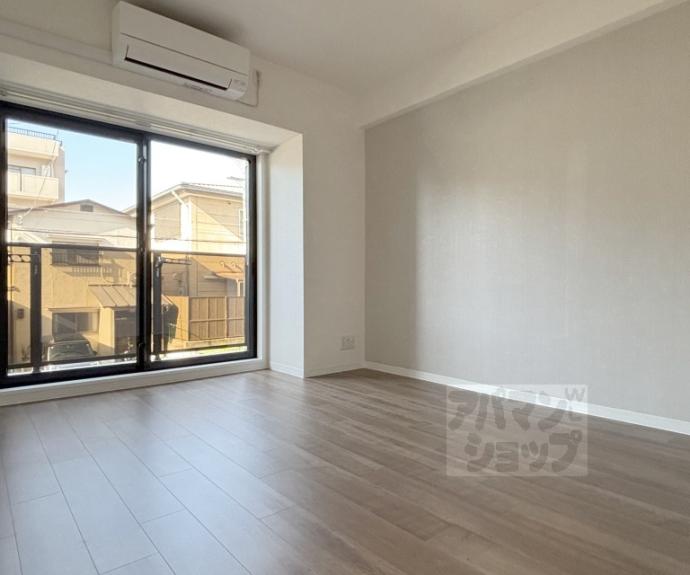 【ＬＷ京都桜邸】間取