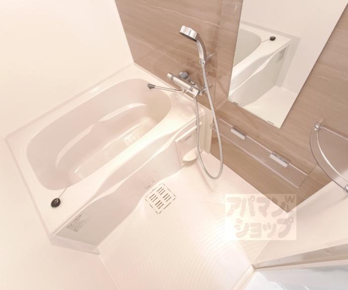 【ＬＷ京都桜邸】間取