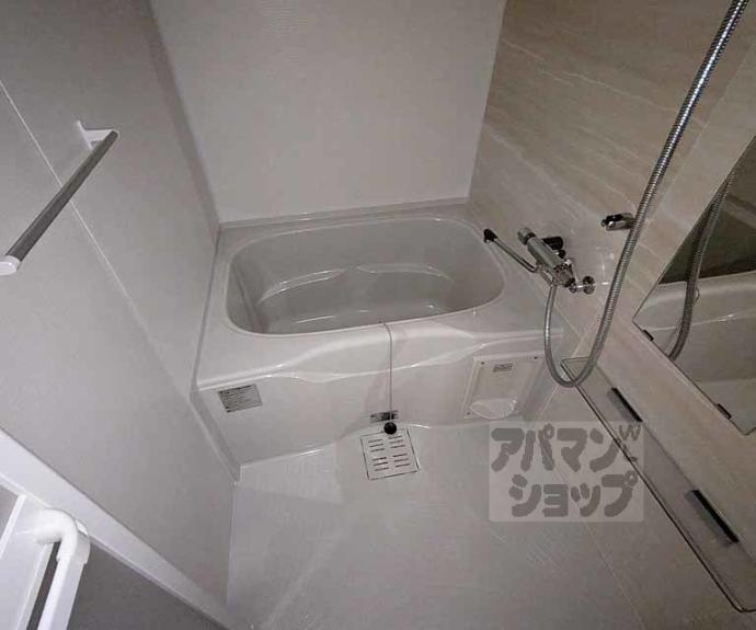 【ＬＷ京都桜邸】間取