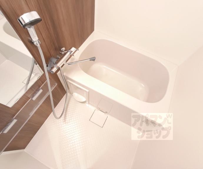 【ＬＷ京都桜邸】間取