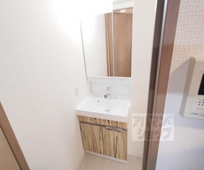 【ＬＷ京都桜邸】間取