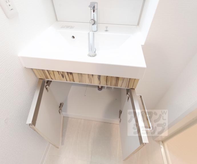 【ＬＷ京都桜邸】間取