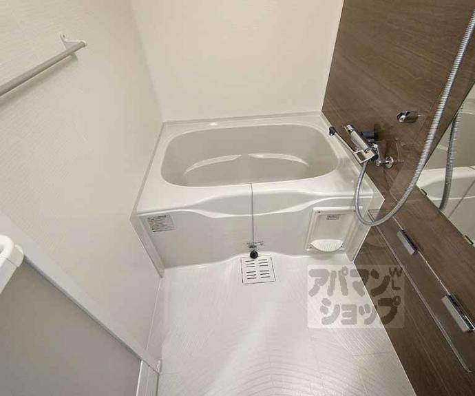 【ＬＷ京都桜邸】間取