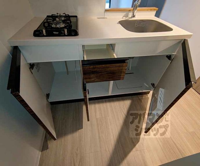 【ＬＷ京都桜邸】間取