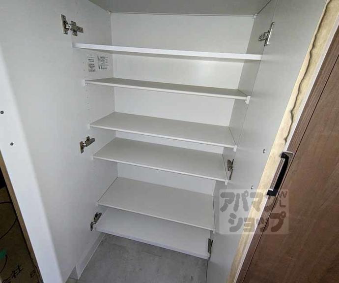 【ＬＷ京都桜邸】間取