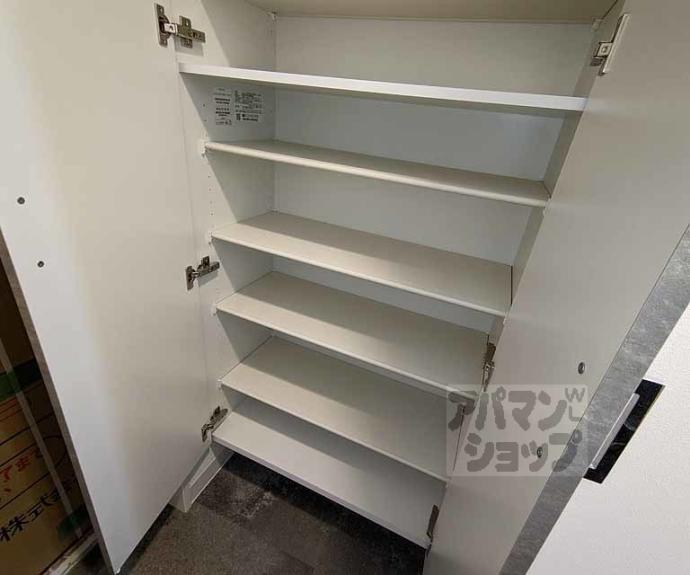 【ＬＷ京都桜邸】間取