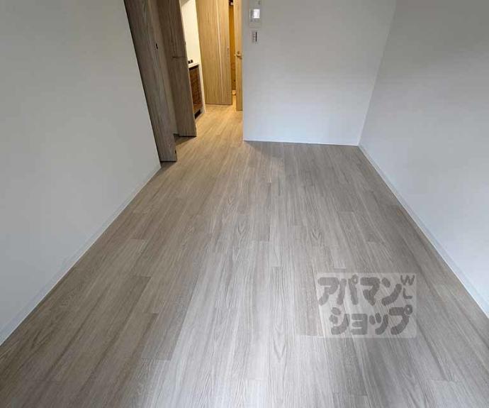 【ＬＷ京都桜邸】間取