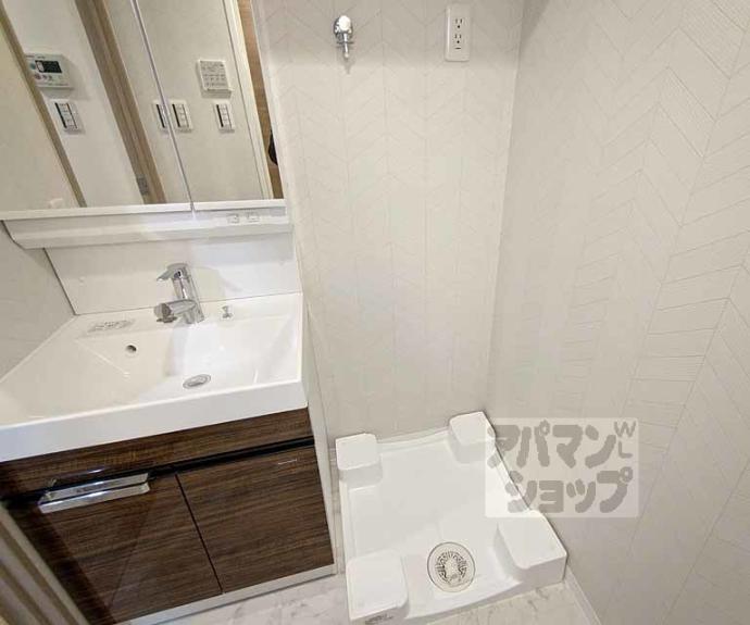 【ＬＷ京都桜邸】間取