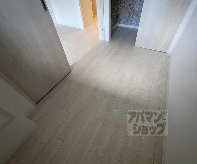 【ＬＷ京都桜邸】間取