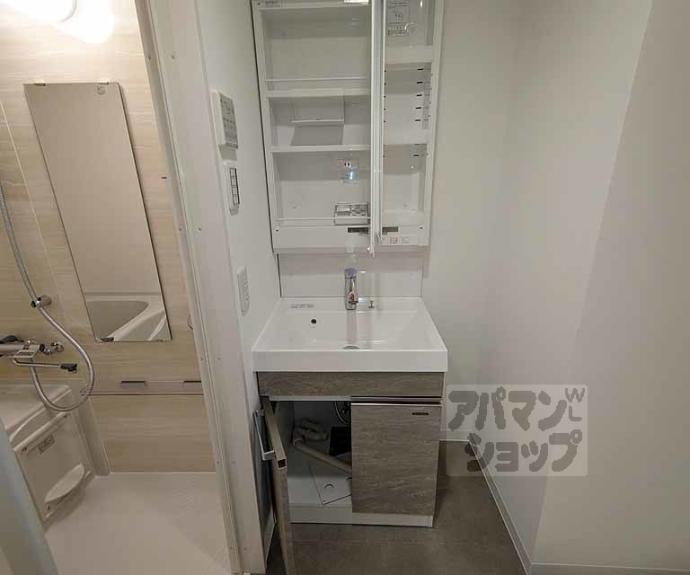 【ＬＷ京都桜邸】間取