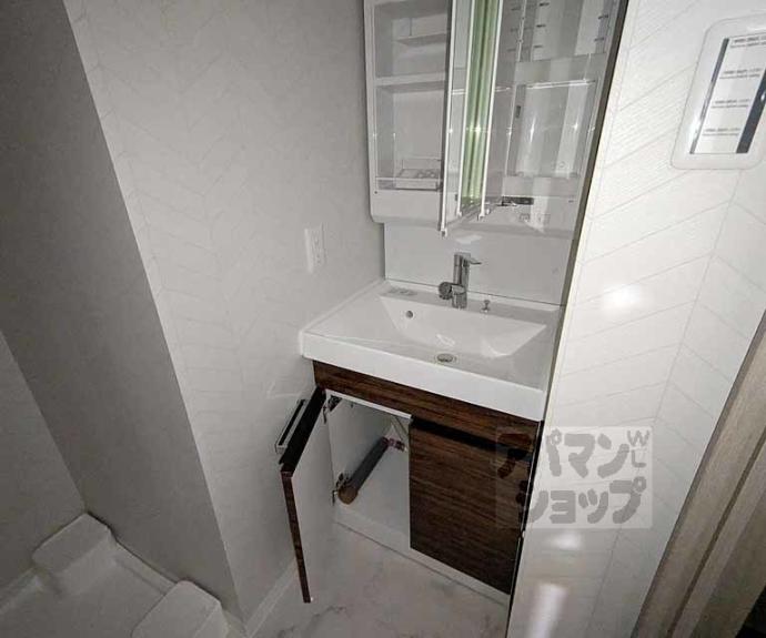 【ＬＷ京都桜邸】間取