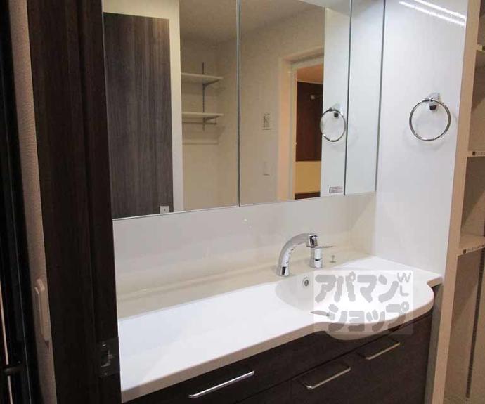 【ＧＲＡＭＭ東小野堀町ＷＥＳＴ】間取