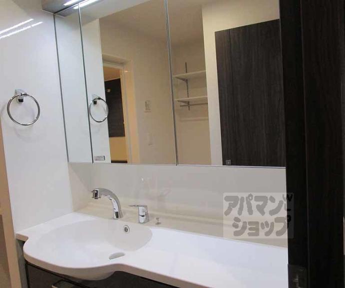 【ＧＲＡＭＭ東小野堀町ＷＥＳＴ】間取