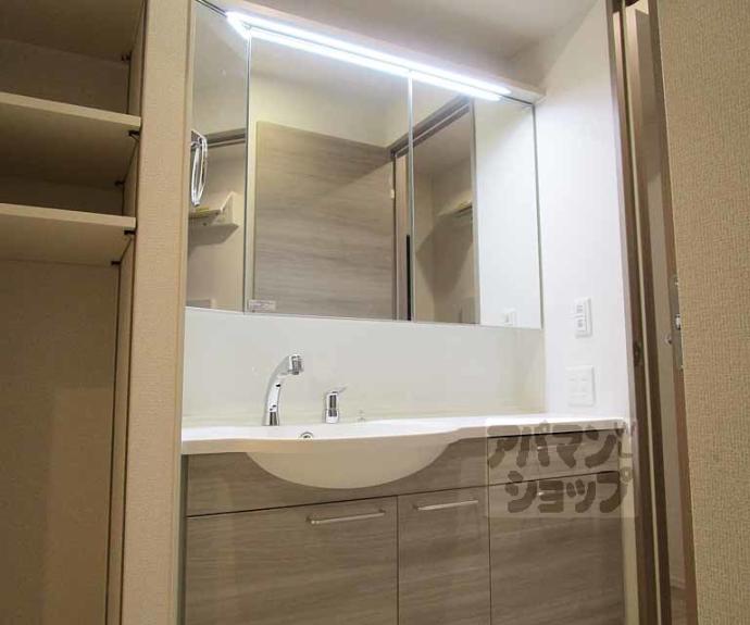 【ＧＲＡＭＭ東小野掘町ＥＡＳＴ】間取