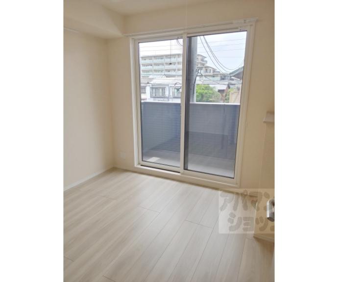 【Ｄ－ＲＯＯＭ伏見駅前】間取
