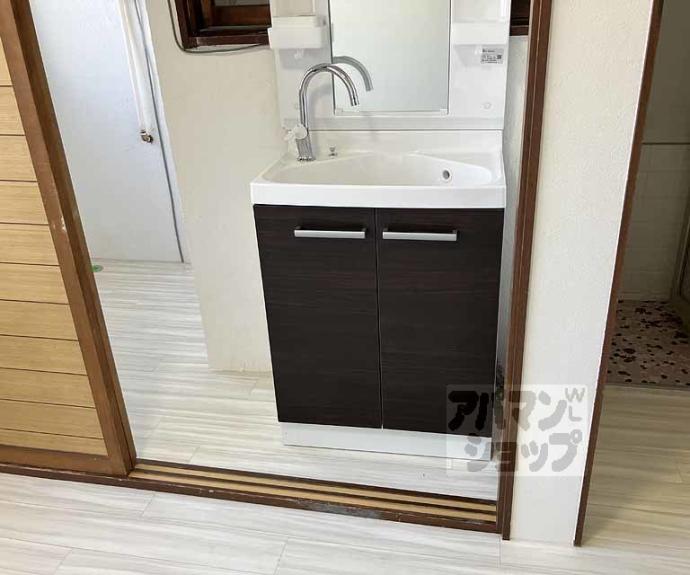 【松尾木ノ曽町貸家２６－４】