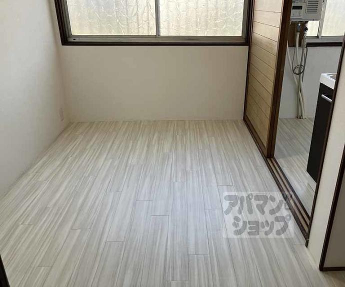 【松尾木ノ曽町貸家２６－４】