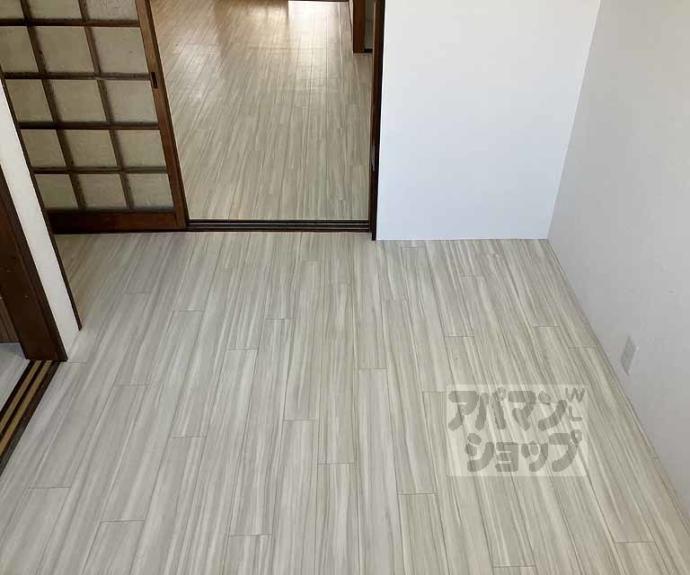 【松尾木ノ曽町貸家２６－４】