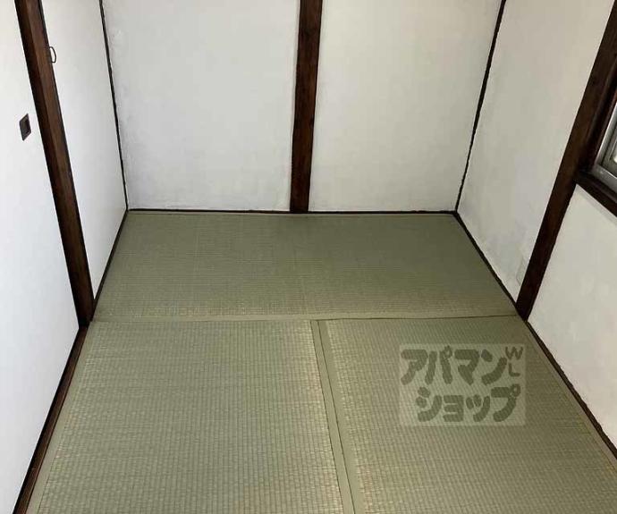 【松尾木ノ曽町貸家２６－４】