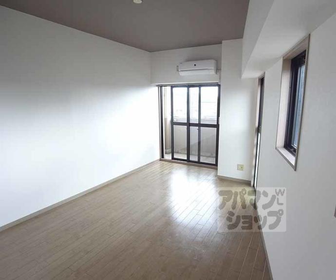 【エル・カーサー】間取