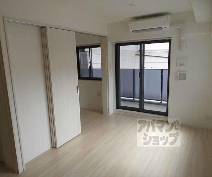 【リシュドール梅小路】間取