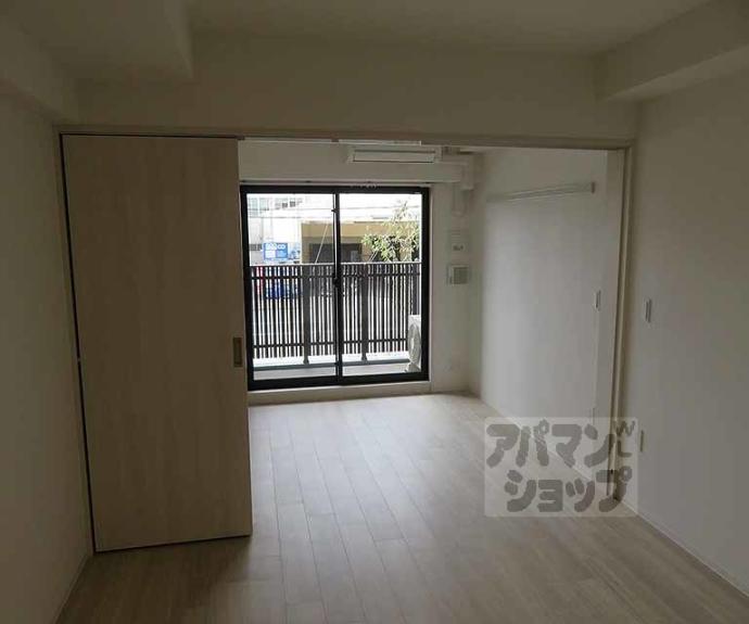 【リシュドール梅小路】間取