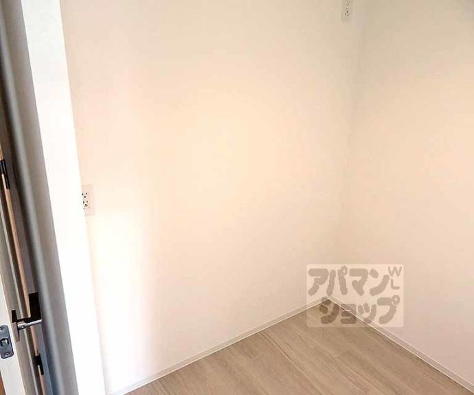 【リシュドール梅小路】間取